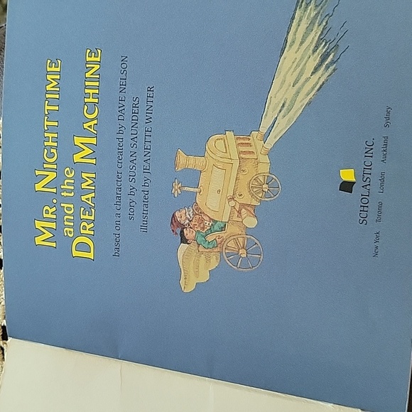Mr. Nighttime and the Dream Machine Vintage Book by Susan Saunders 1984 / 1987 - Picture 4 of 7